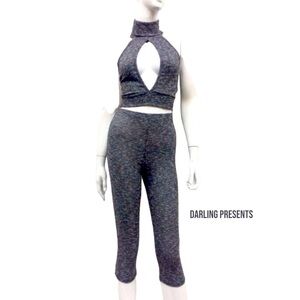 Auditions Halter Top & Capri Pants Set Women Color Gray Size S